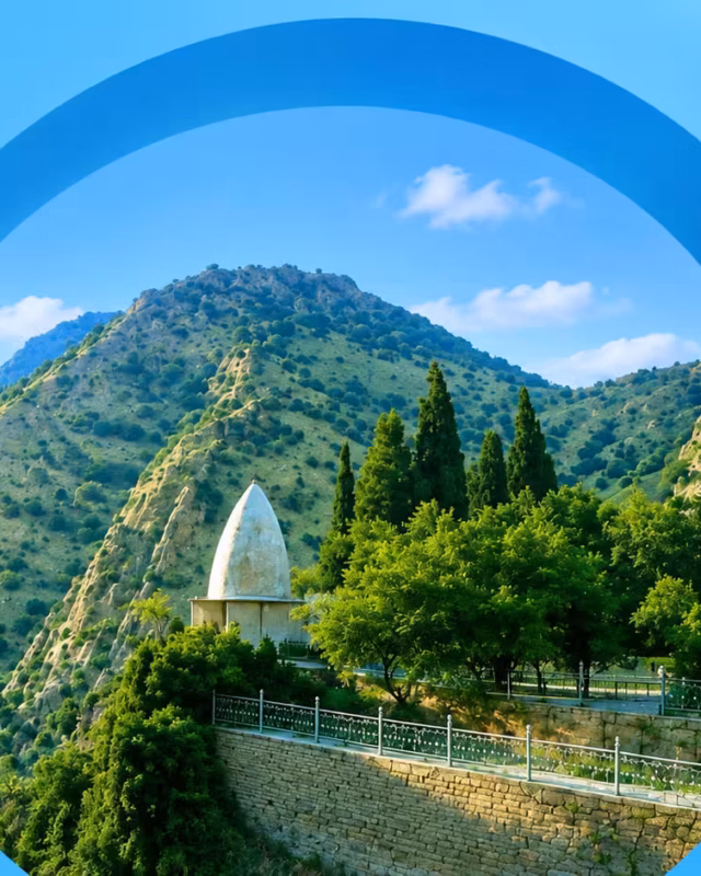 بارگاە بابایادگار در سرانە دالهو